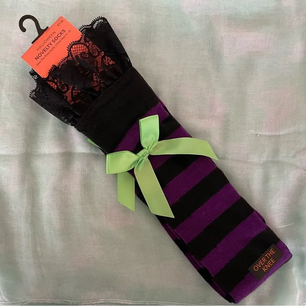 PURPLE N BLACK‎ OVER THE KNEE HALLOWEEN SOCKS